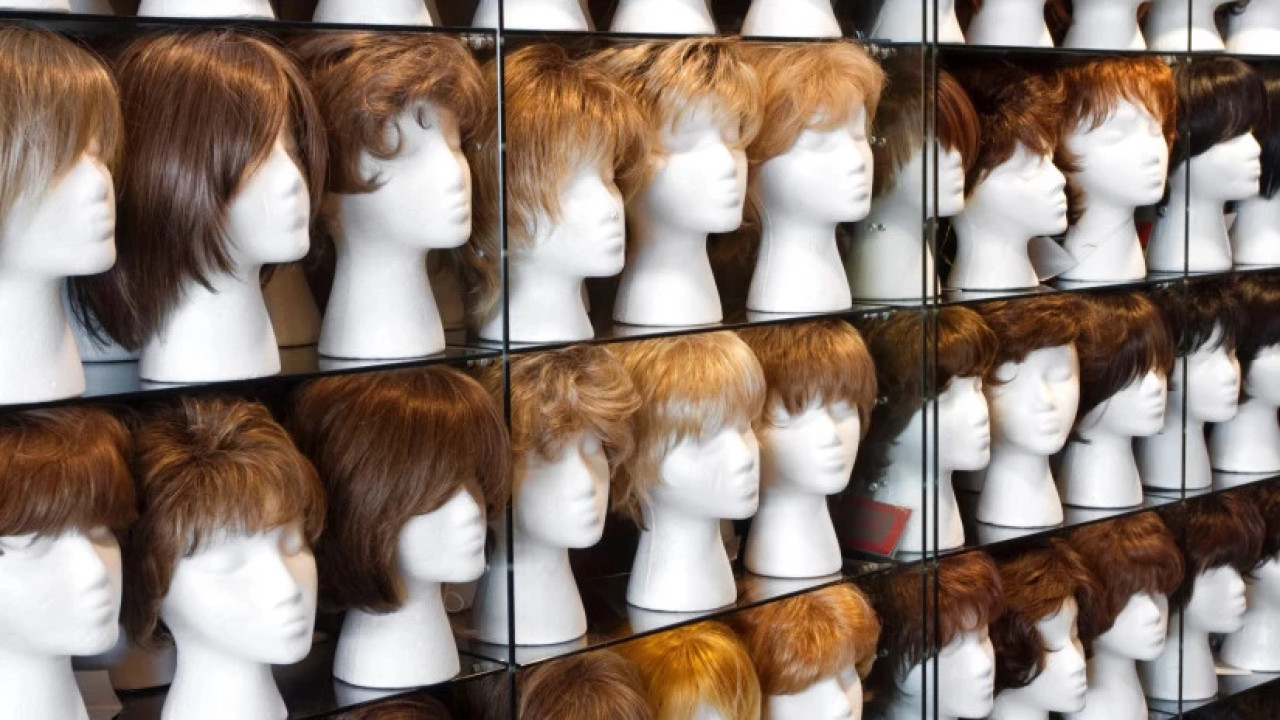 თბილისში,წლის ბოლომდე, მამაკაცის პარიკების მაღაზია გაიხსნება