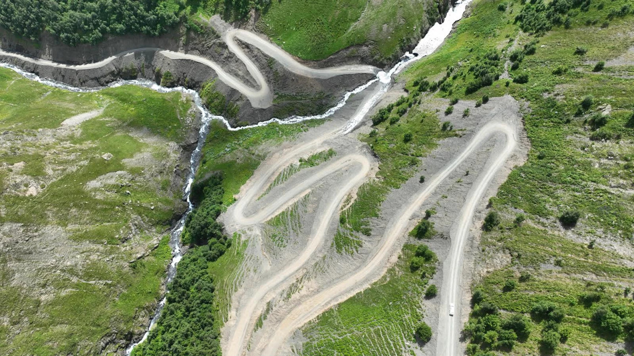 თუშეთის გზის რეაბილიტაცია გრძელდება