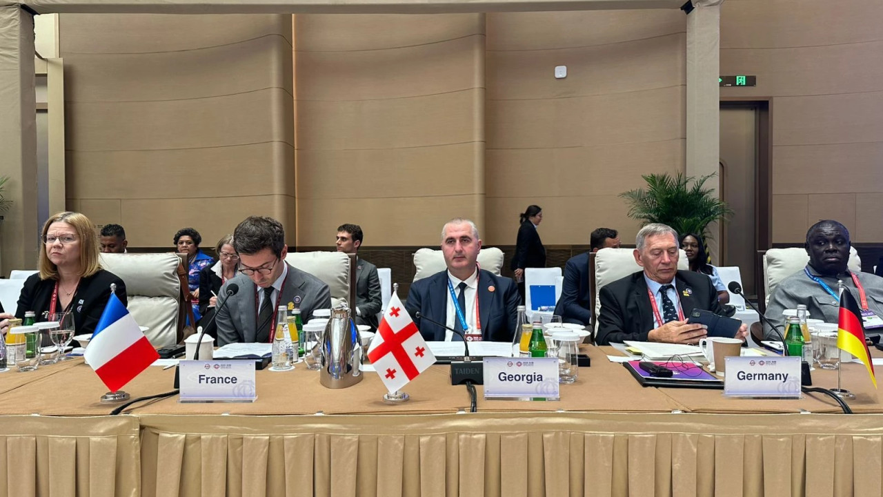 "საქართველო განაგრძობს თანამშრომლობას და მხარს უჭერს აზიის ინფრასტრუქტურის საინვესტიციო ბანკის აქტიურ ჩართულობას"