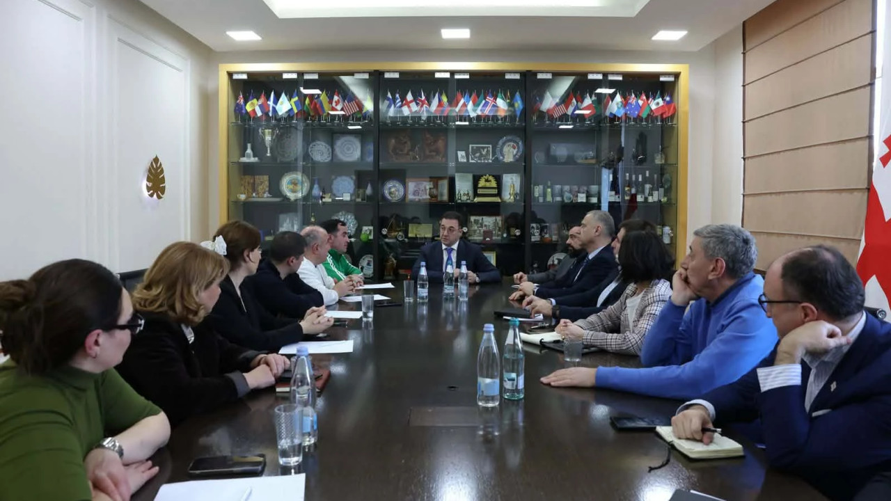 დავით სონღულაშვილი ქართული რძის ნიშნის ფედერაციის წარმომადგენლებს შეხვდა