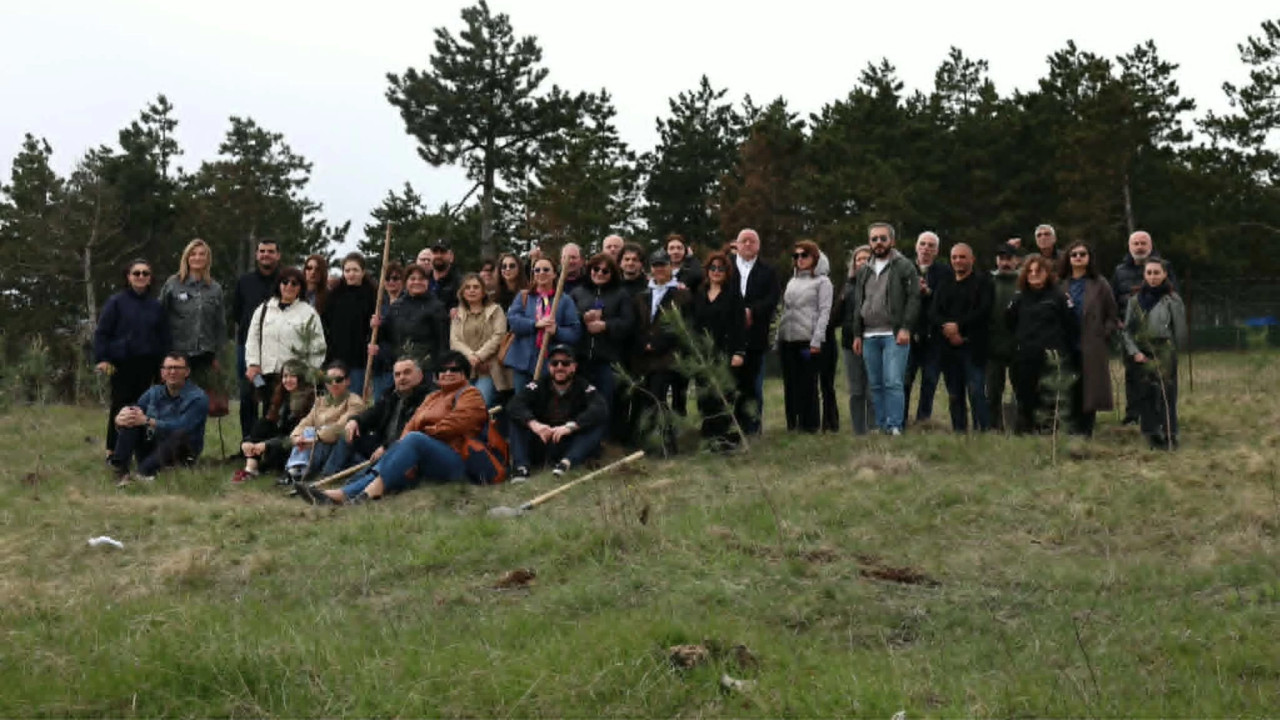 მინერალური რესურსების ეროვნული სააგენტოს თანამშრომლებმა ხეების დარგვის აქციაში მიიღეს მონაწილეობა