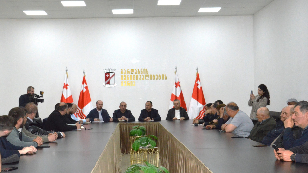 გარდაბანში ფერმერებთან საირიგაციო მომსახურების ახალი ტარიფისა და სუბსიდირების მექანიზმების შესახებ შეხვედრა გაიმართა