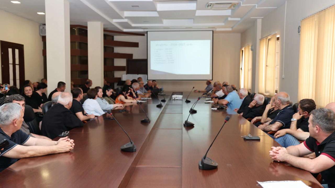 თხილის უეცარი ხმობის პრევენციის საკითხებზე გურიასა და სამეგრელოში სემინარები გაიმართა