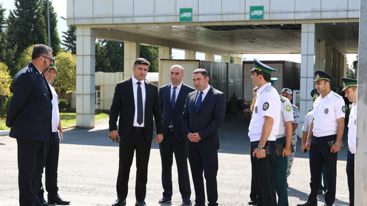 საბაჟო დეპარატამენტის ხელმძღვანელმა პირებმა აზერბაიჯანის საბაჟო ადმინისტრაციის წარმომადგენლებთან სამუშაო შეხვედრები გამართეს
